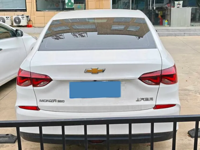 2021 Chevrolet Monza 1.5L 113HP L4 6AT,autocango,china used car exporter,china ev exporter,chinese used car exporter,chinese used ev exporter