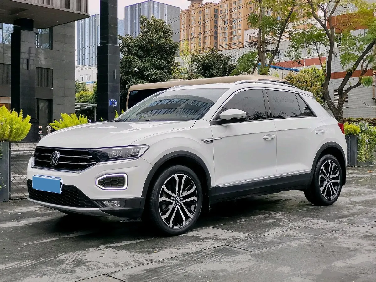 2021 Volkswagen T-Roc 1.4T 150HP L4 7DCT,autocango,china used car exporter,china ev exporter,chinese used car exporter,chinese used ev exporter
