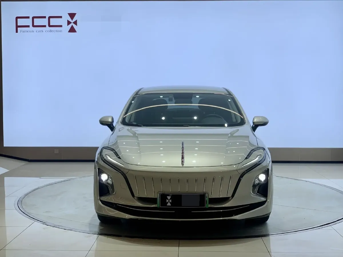 2024 HongQi E-QM5 BEV 72KWH,autocango,china used car exporter,china ev exporter,chinese used car exporter,chinese used ev exporter