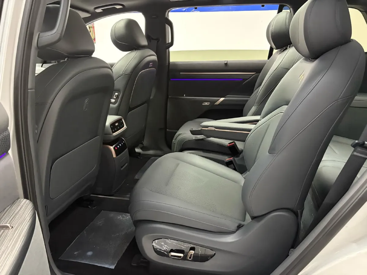 2025 DongFeng eπ eπ008 1.5T 147HP L4 REEV 34.32KWH,autocango,china used car exporter,china ev exporter,chinese used car exporter,chinese used ev exporter