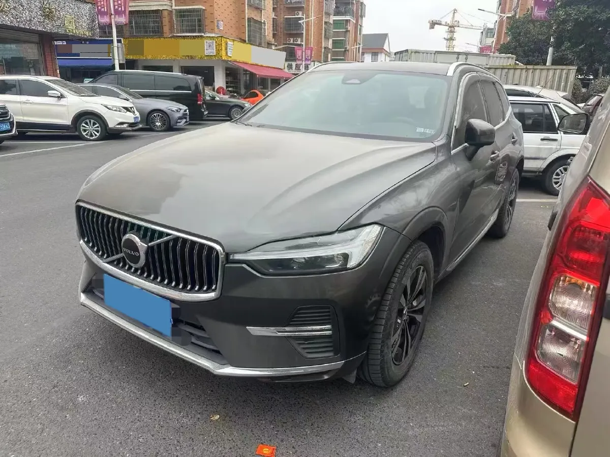 2022 Volvo XC60 2.0T 250HP L4 8AT,autocango,china used car exporter,china ev exporter,chinese used car exporter,chinese used ev exporter