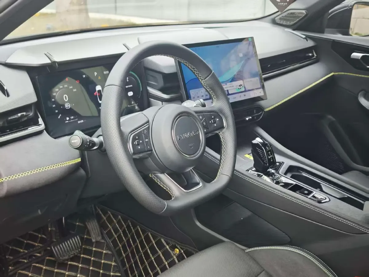 2023 MAXUS G50 1.5T 181HP L4 7DCT,autocango,china used car exporter,china ev exporter,chinese used car exporter,chinese used ev exporter