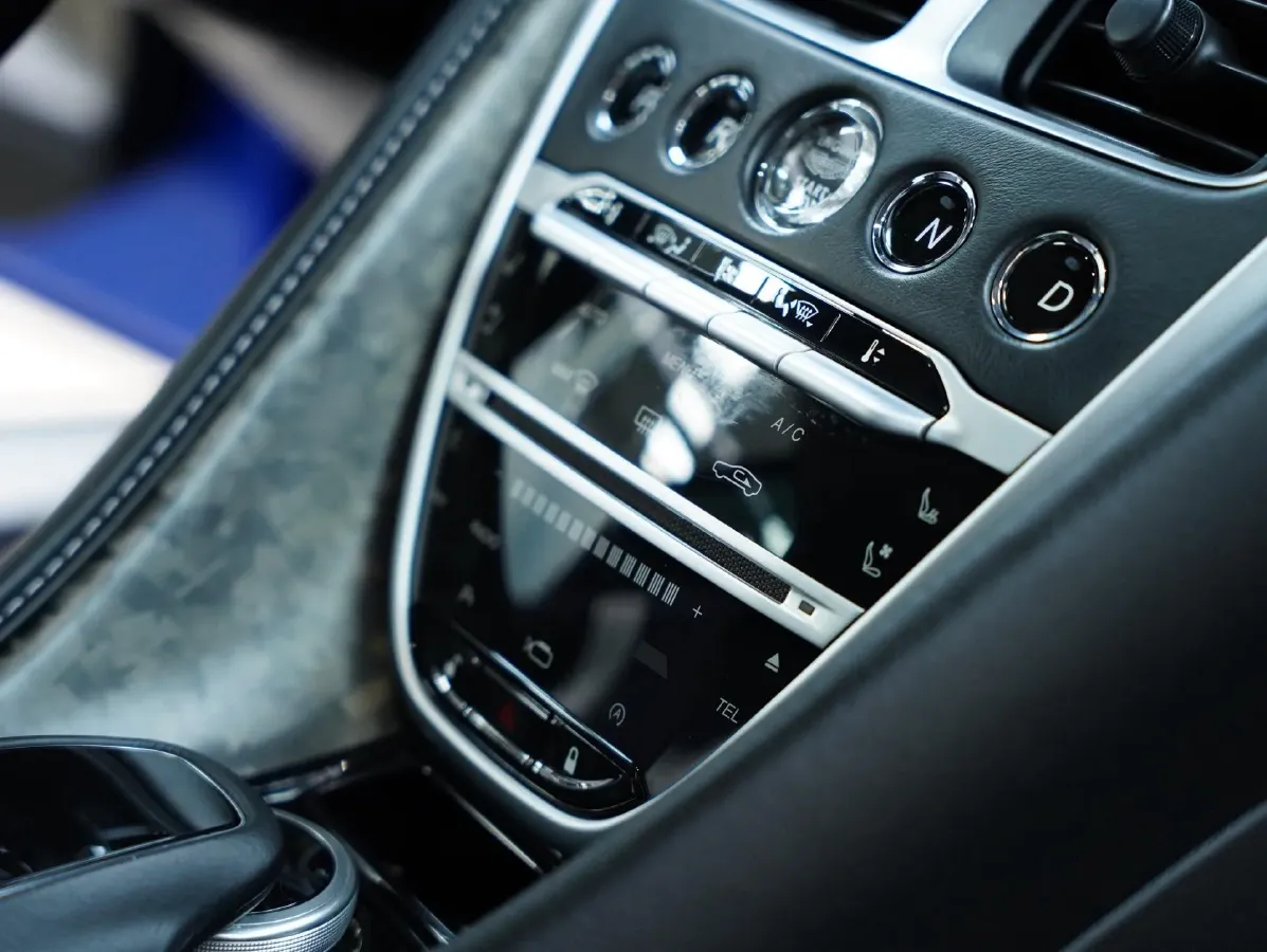 2020 Aston Martin DB11 4.0T 510HP V8 8AT,autocango,china used car exporter,china ev exporter,chinese used car exporter,chinese used ev exporter