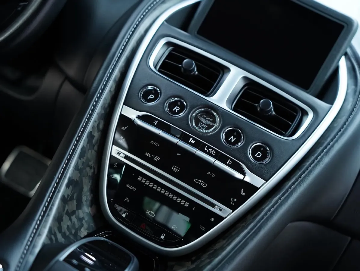 2020 Aston Martin DB11 4.0T 510HP V8 8AT,autocango,china used car exporter,china ev exporter,chinese used car exporter,chinese used ev exporter