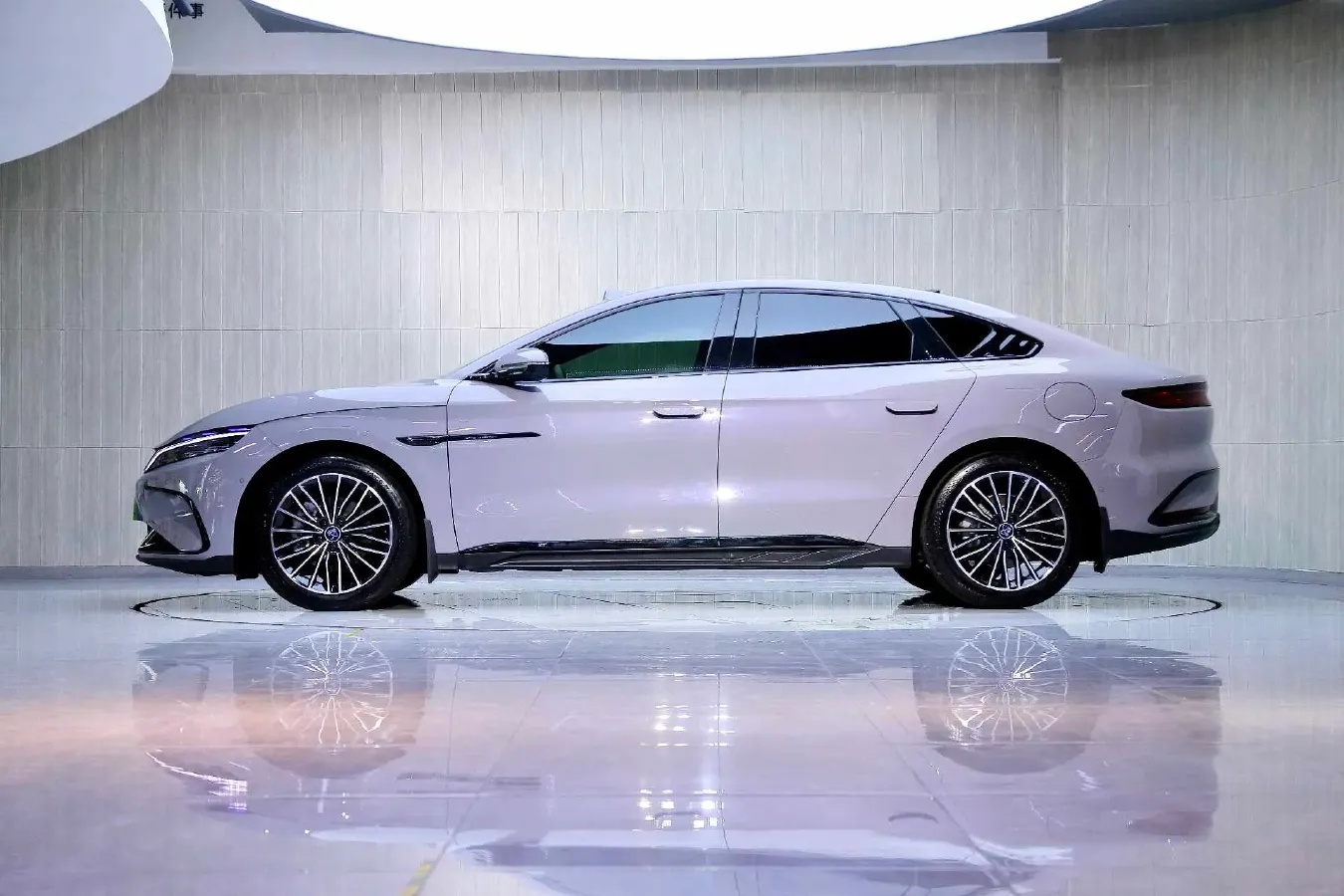 2025 BYD Han 1.5T 156HP L4 E-CVT PHEV,autocango,china used car exporter,china ev exporter,chinese used car exporter,chinese used ev exporter