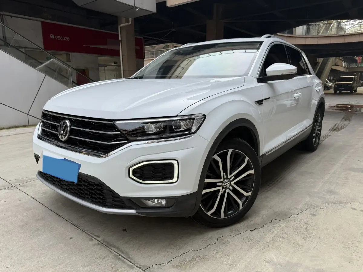2019 Volkswagen T-Roc 1.4T 150HP L4 7DCT,autocango,china used car exporter,china ev exporter,chinese used car exporter,chinese used ev exporter