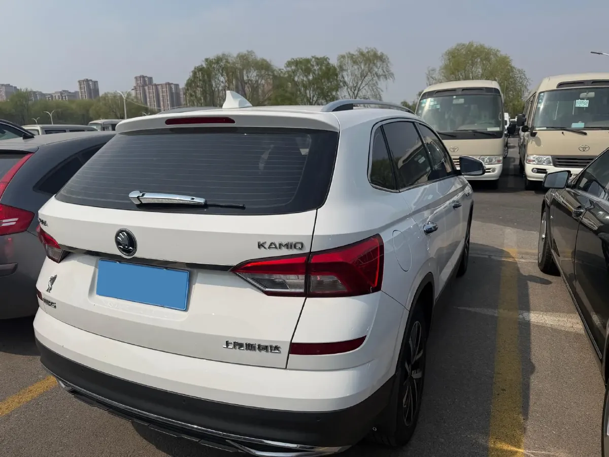 2018 Skoda Kamiq 1.5L 112HP L4 5MT,autocango,china used car exporter,china ev exporter,chinese used car exporter,chinese used ev exporter