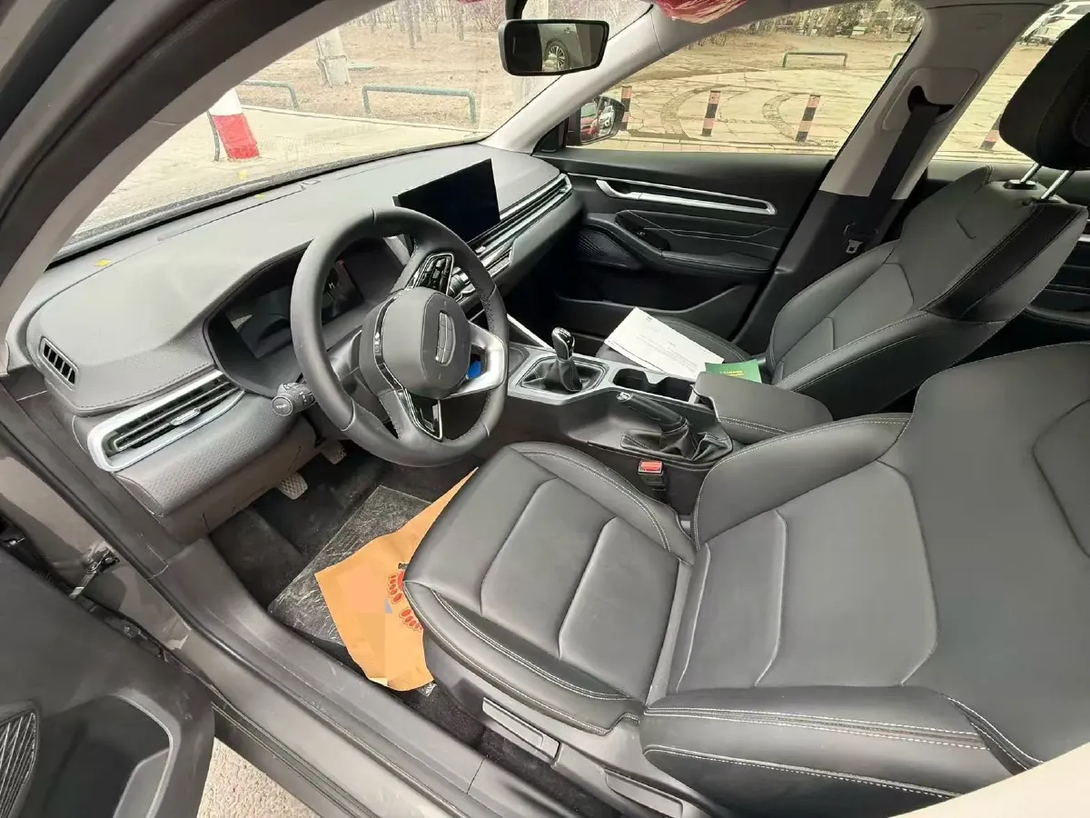 2025 Geely Emgrand 1.5L 127HP L4 5MT,autocango,china used car exporter,china ev exporter,chinese used car exporter,chinese used ev exporter