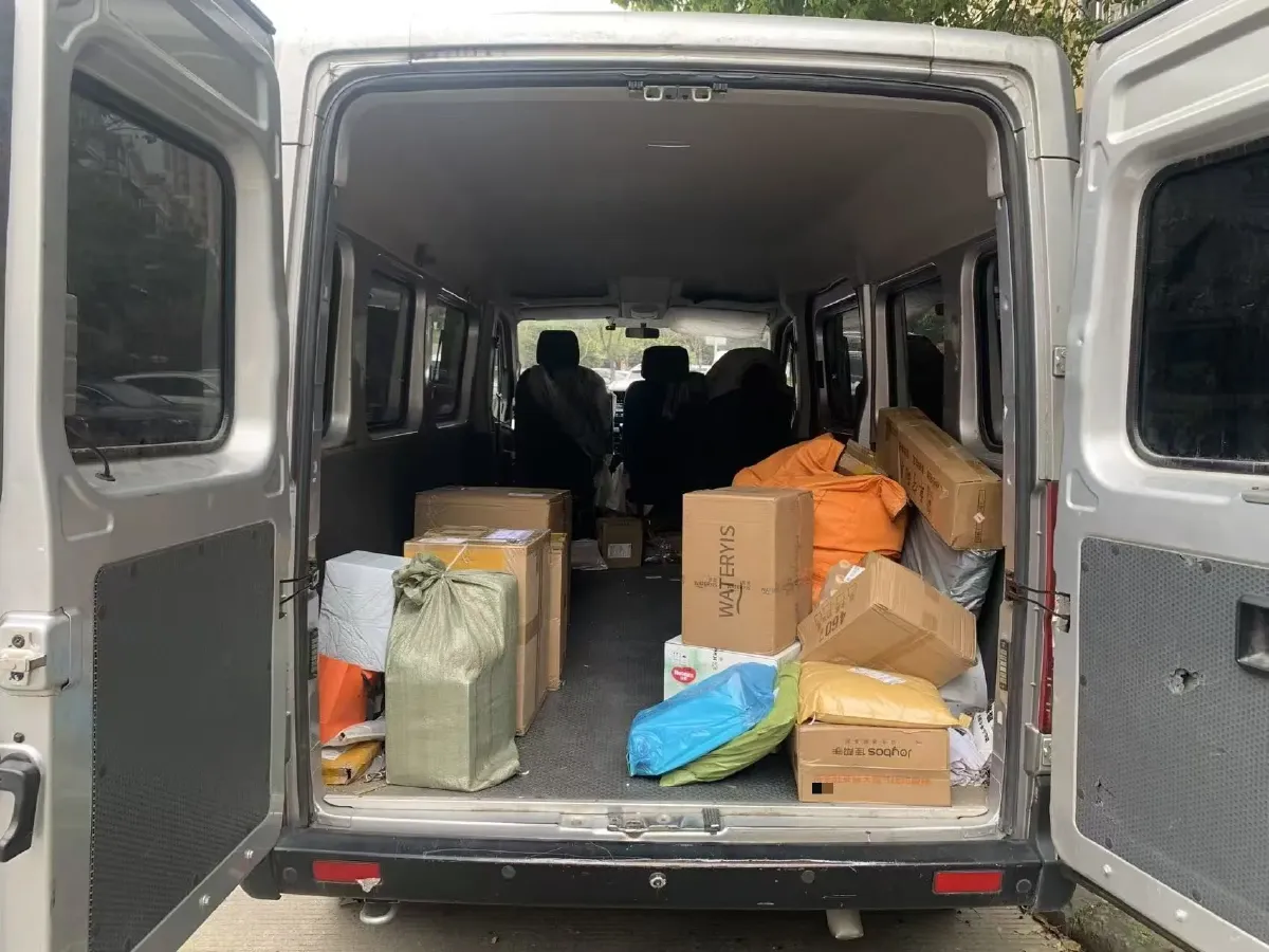 2023 MAXUS XinTu V70 2.0T 125HP L4 6MT,autocango,china used car exporter,china ev exporter,chinese used car exporter,chinese used ev exporter