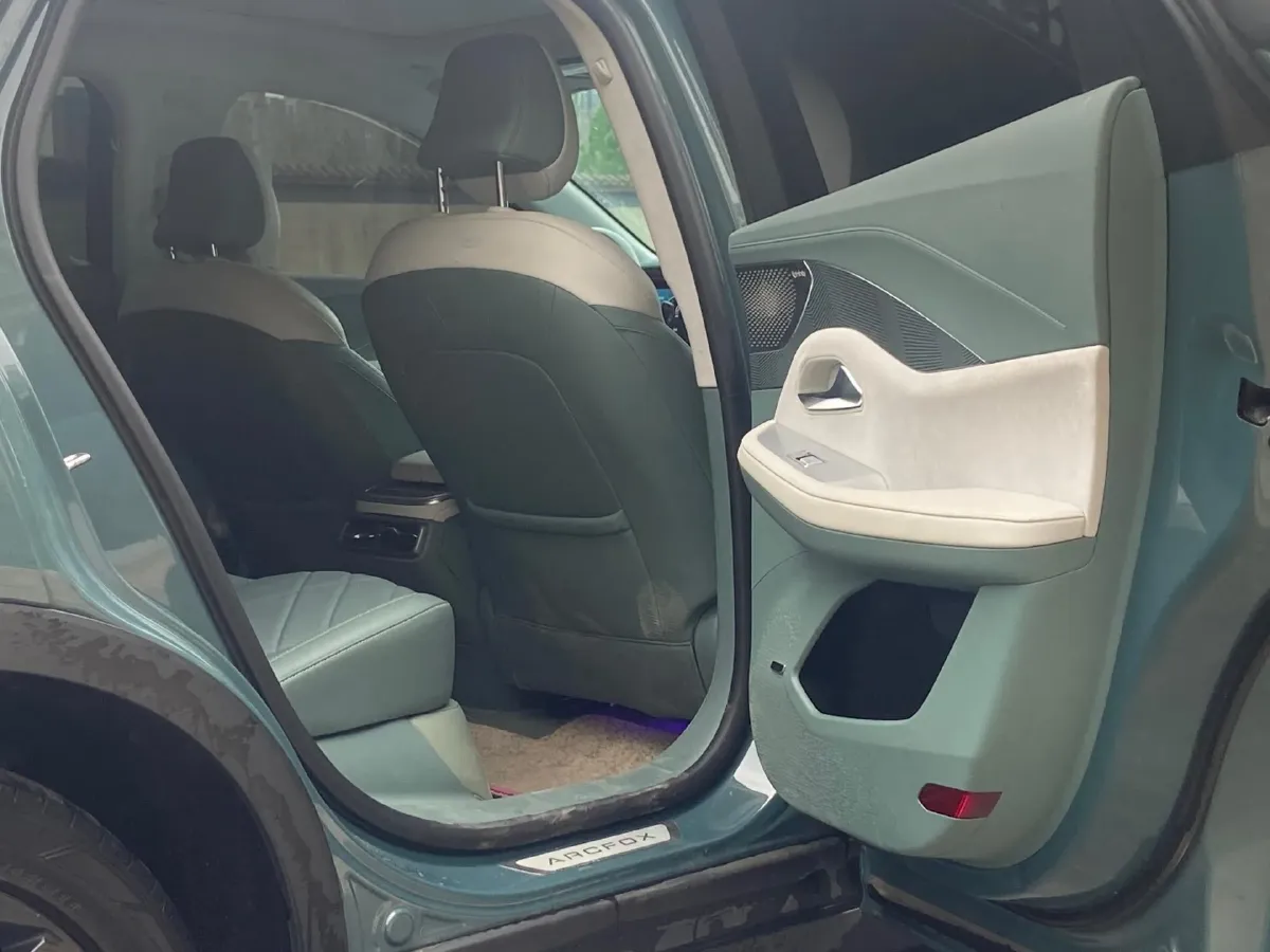 2023 ARCFOX αS BEV 93.6KWH,autocango,china used car exporter,china ev exporter,chinese used car exporter,chinese used ev exporter