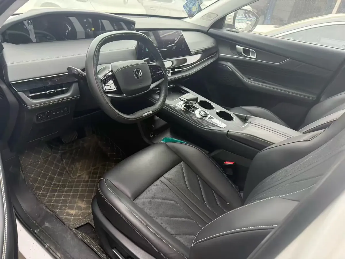 2023 ChangAn UNI-K iDD 1.5T 170HP L4 6TCT PHEV 28.39KWH,autocango,china used car exporter,china ev exporter,chinese used car exporter,chinese used ev exporter