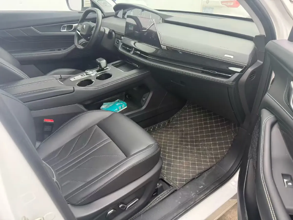 2023 ChangAn UNI-K iDD 1.5T 170HP L4 6TCT PHEV 28.39KWH,autocango,china used car exporter,china ev exporter,chinese used car exporter,chinese used ev exporter