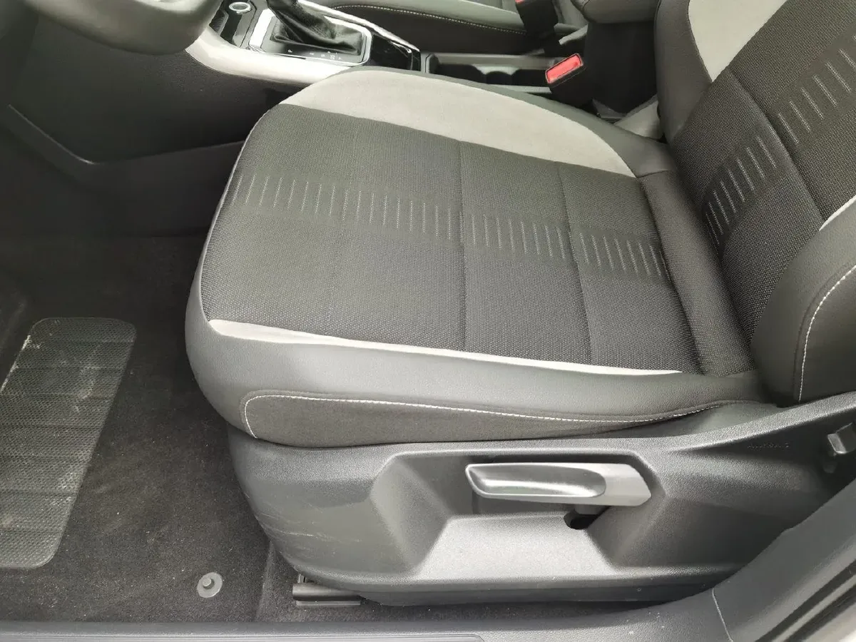 2021 Volkswagen T-Roc 1.4T 150HP L4 7DCT,autocango,china used car exporter,china ev exporter,chinese used car exporter,chinese used ev exporter