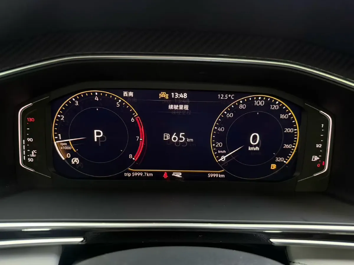 2024 Volkswagen Tiguan L 2.0T 186HP L4 7DCT,autocango,china used car exporter,china ev exporter,chinese used car exporter,chinese used ev exporter