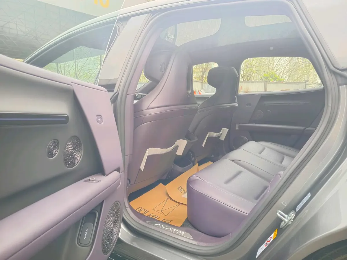 2025 Avatr 06 BEV,autocango,china used car exporter,china ev exporter,chinese used car exporter,chinese used ev exporter