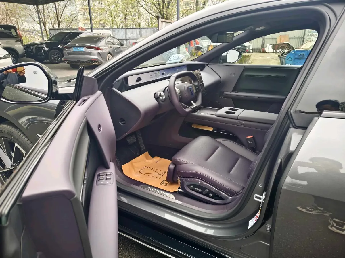 2025 Avatr 06 BEV,autocango,china used car exporter,china ev exporter,chinese used car exporter,chinese used ev exporter