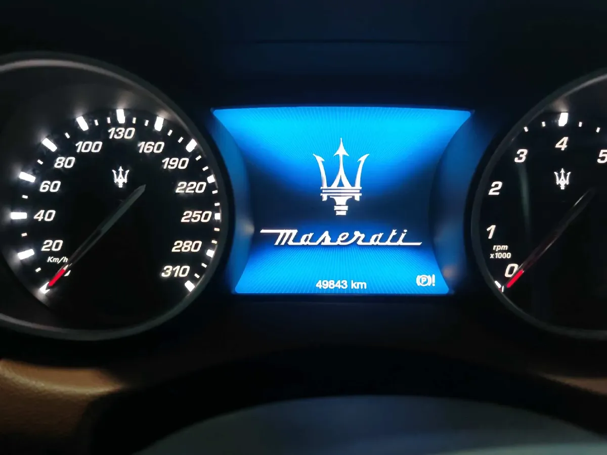 2019 Maserati Levante 3.0T 350HP V6 8AT,autocango,china used car exporter,china ev exporter,chinese used car exporter,chinese used ev exporter
