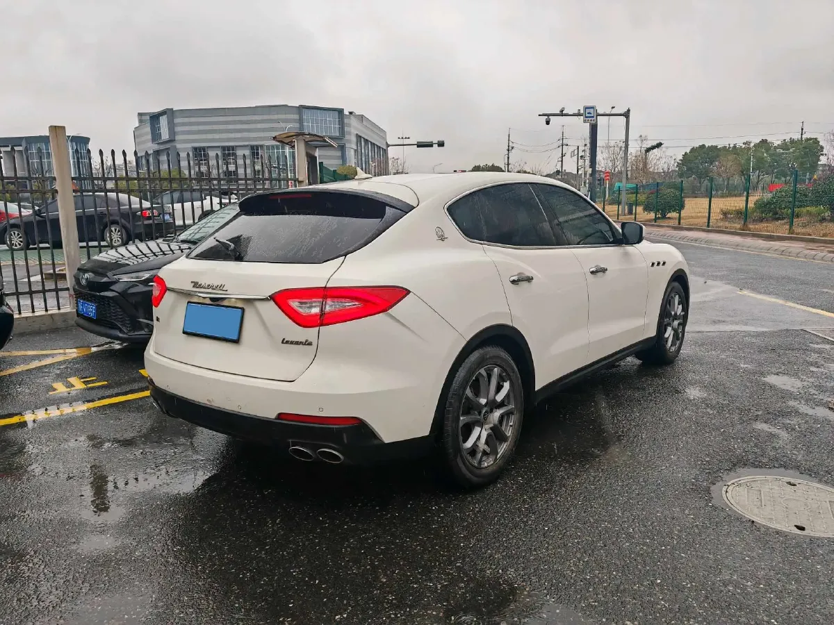 2019 Maserati Levante 3.0T 350HP V6 8AT,autocango,china used car exporter,china ev exporter,chinese used car exporter,chinese used ev exporter