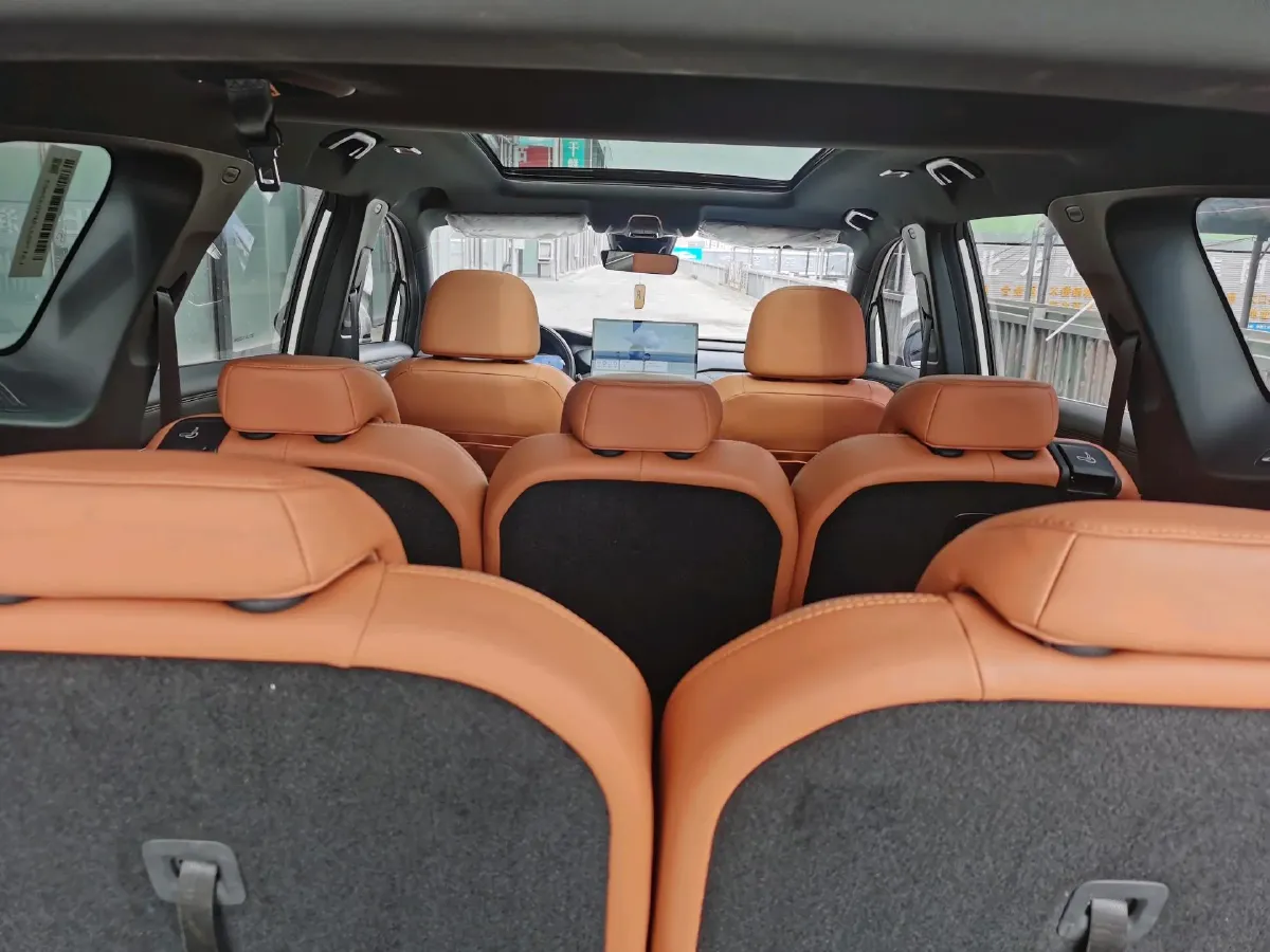 2024 Geely Okavango L 2.0T 218HP L4 7DCT,autocango,china used car exporter,china ev exporter,chinese used car exporter,chinese used ev exporter