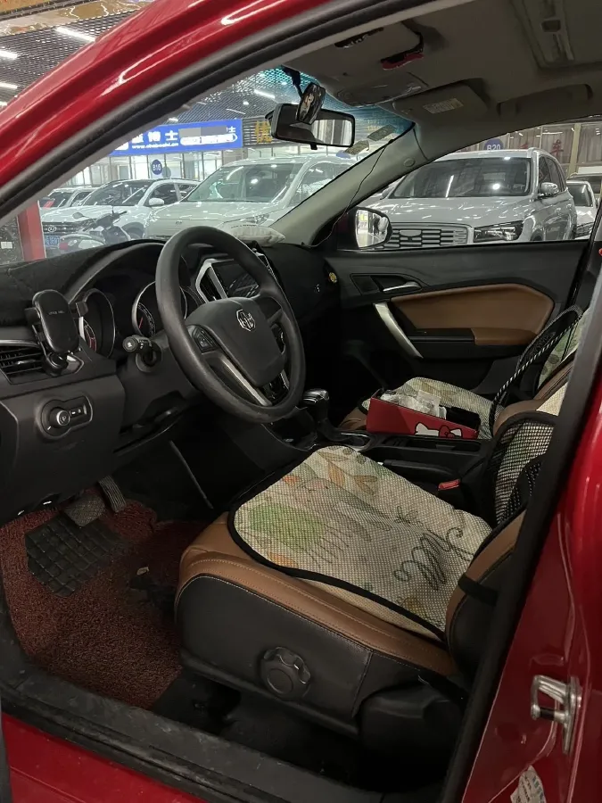 2016 Skoda Rapid 1.6L 110HP L4 6AT,autocango,china used car exporter,china ev exporter,chinese used car exporter,chinese used ev exporter