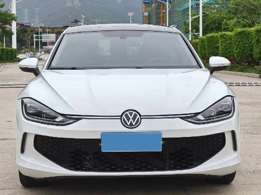 2024 Volkswagen Lamando 1.2T 116HP L4 7DCT,autocango,china used car exporter,china ev exporter,chinese used car exporter,chinese used ev exporter