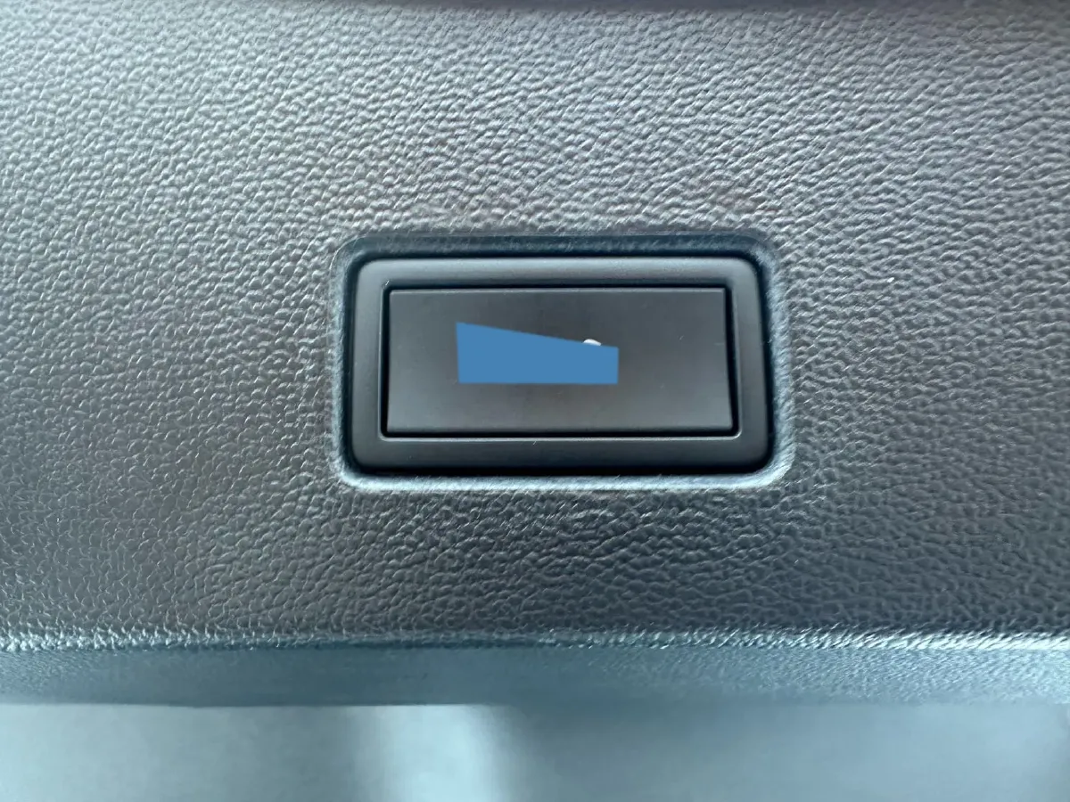 2021 Volkswagen T-Roc 1.4T 150HP L4 7DCT,autocango,china used car exporter,china ev exporter,chinese used car exporter,chinese used ev exporter