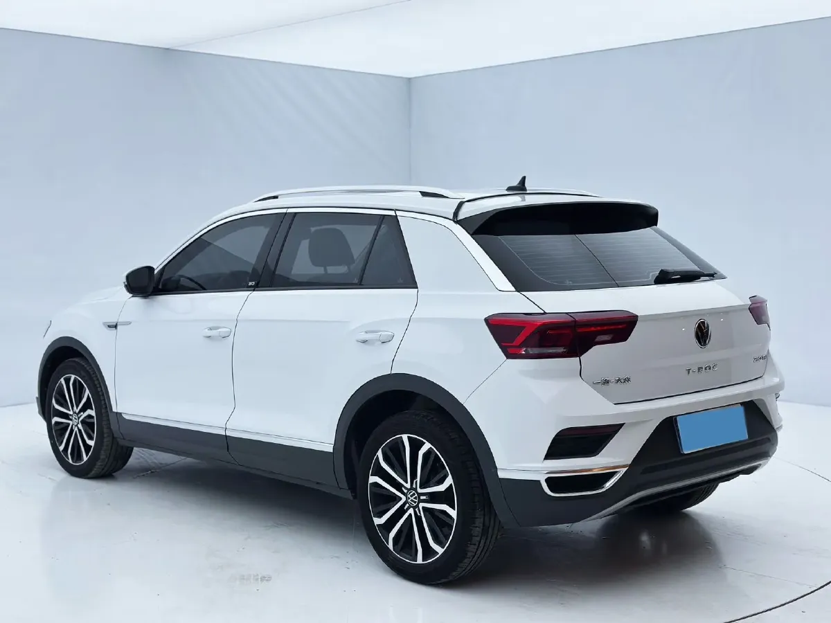2021 Volkswagen T-Roc 1.4T 150HP L4 7DCT,autocango,china used car exporter,china ev exporter,chinese used car exporter,chinese used ev exporter