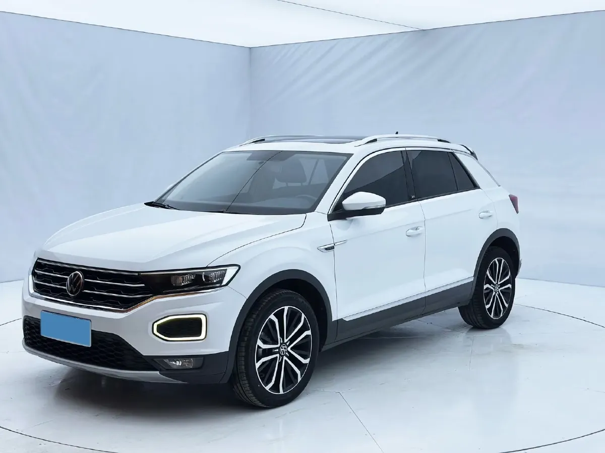 2021 Volkswagen T-Roc 1.4T 150HP L4 7DCT,autocango,china used car exporter,china ev exporter,chinese used car exporter,chinese used ev exporter