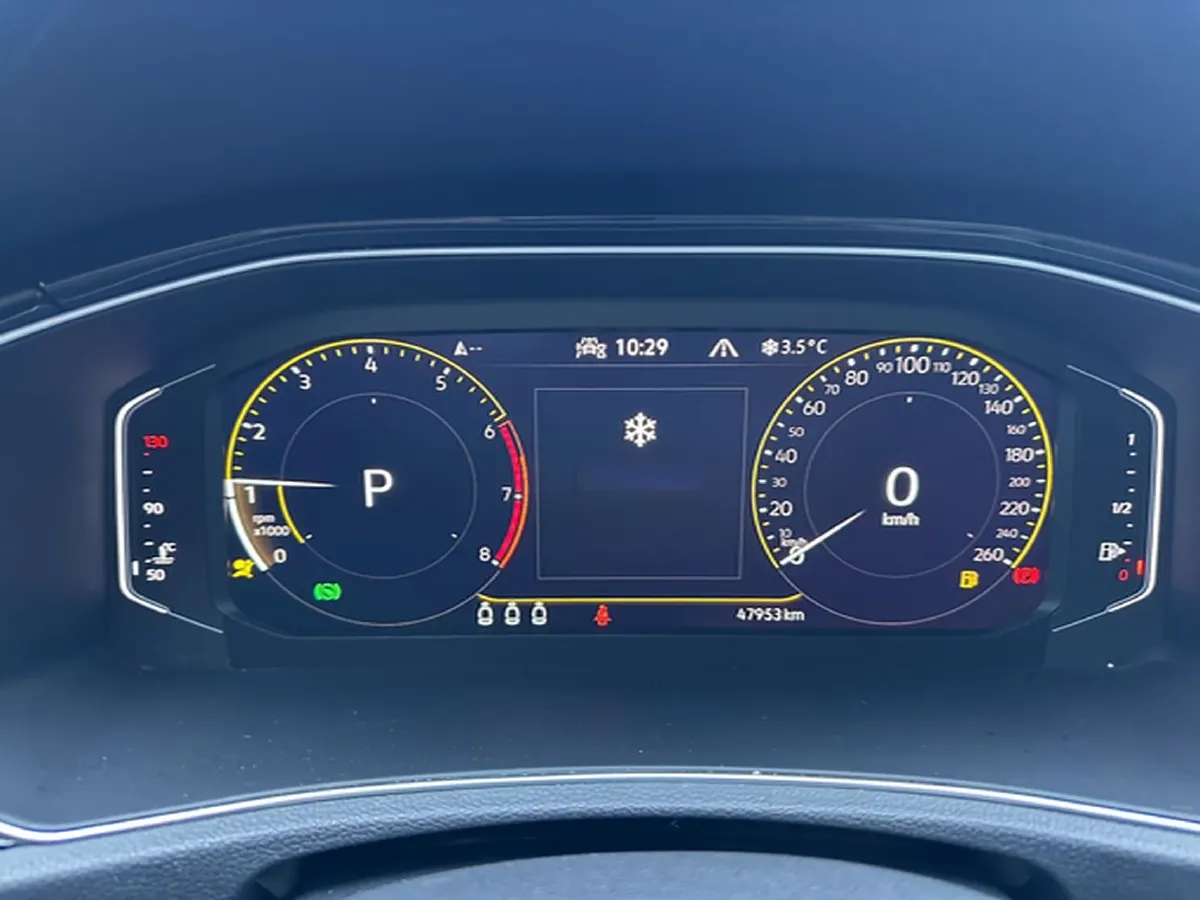 2021 Volkswagen T-Roc 1.4T 150HP L4 7DCT,autocango,china used car exporter,china ev exporter,chinese used car exporter,chinese used ev exporter