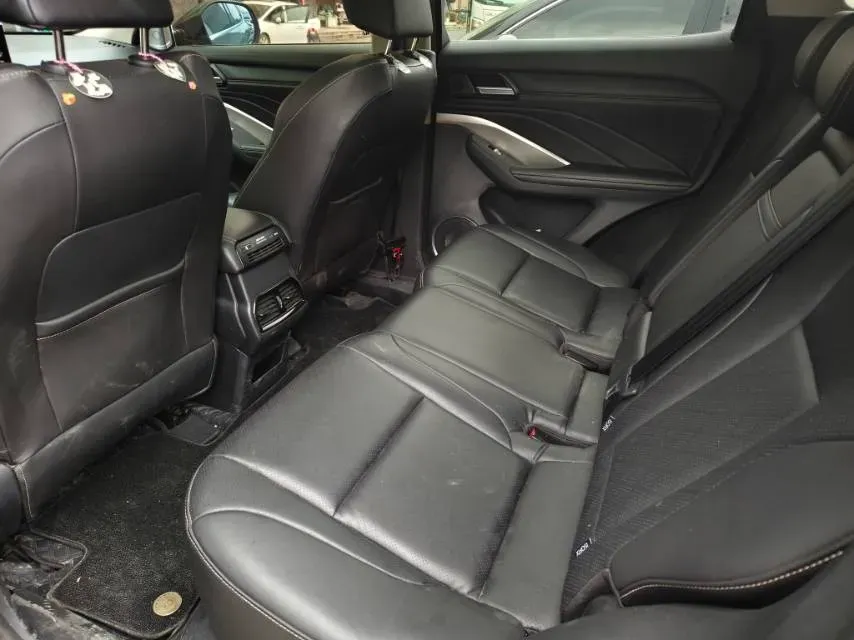 2018 WEY VV6 2.0T 197HP L4 7DCT,autocango,china used car exporter,china ev exporter,chinese used car exporter,chinese used ev exporter