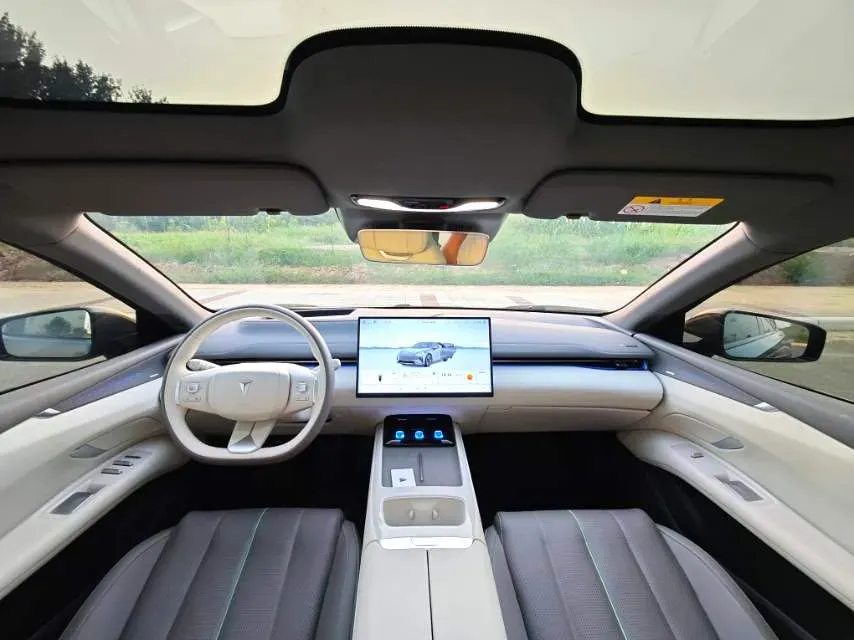 2024 Deepal L07 BEV 56.12KWH,autocango,china used car exporter,china ev exporter,chinese used car exporter,chinese used ev exporter