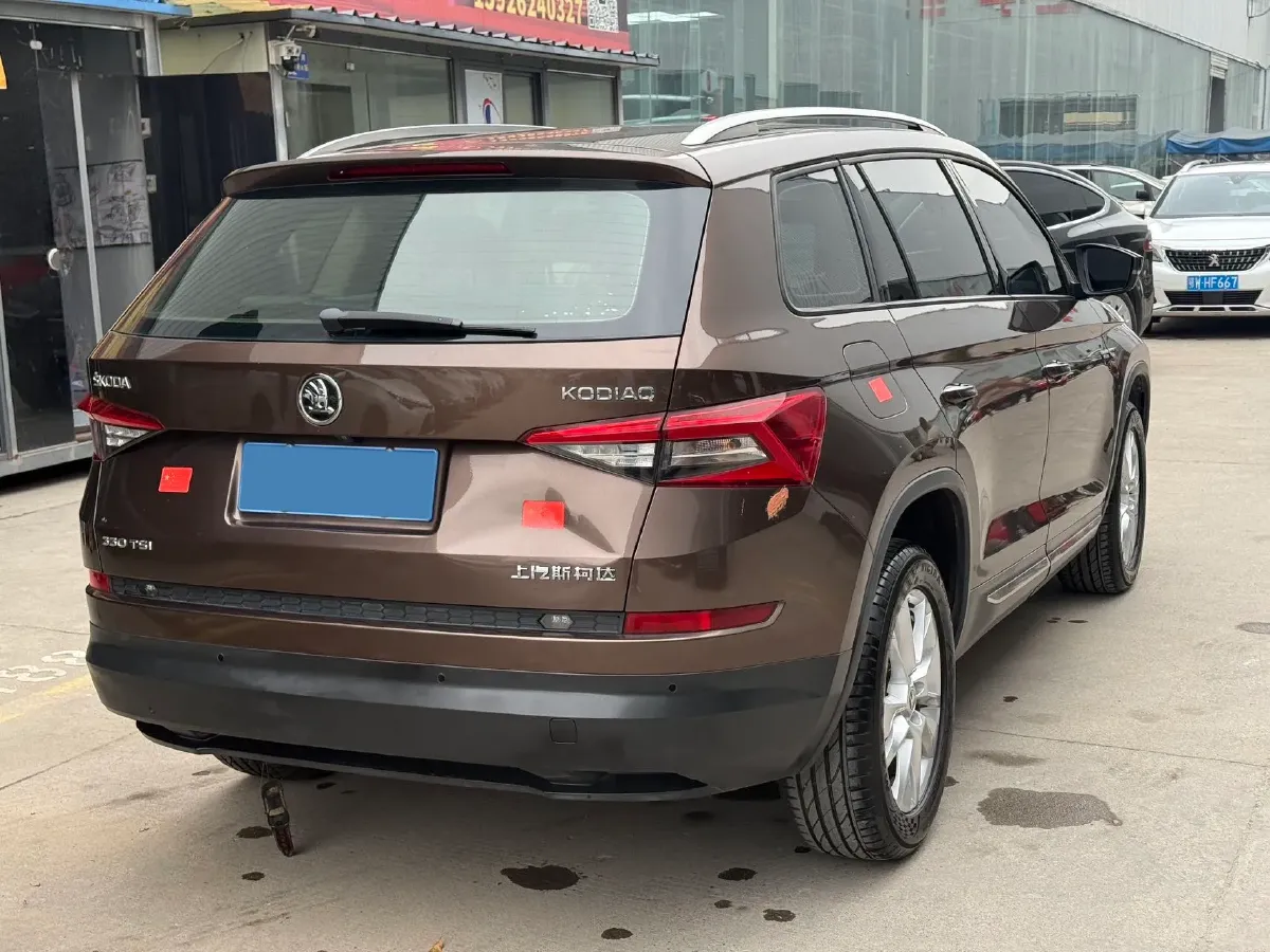 2018 Skoda Kodiak 2.0T 186HP L4 7DCT,autocango,china used car exporter,china ev exporter,chinese used car exporter,chinese used ev exporter