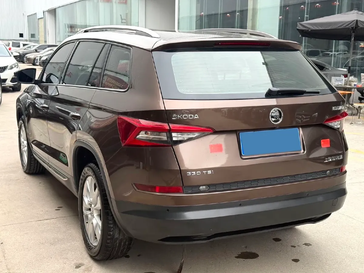 2018 Skoda Kodiak 2.0T 186HP L4 7DCT,autocango,china used car exporter,china ev exporter,chinese used car exporter,chinese used ev exporter