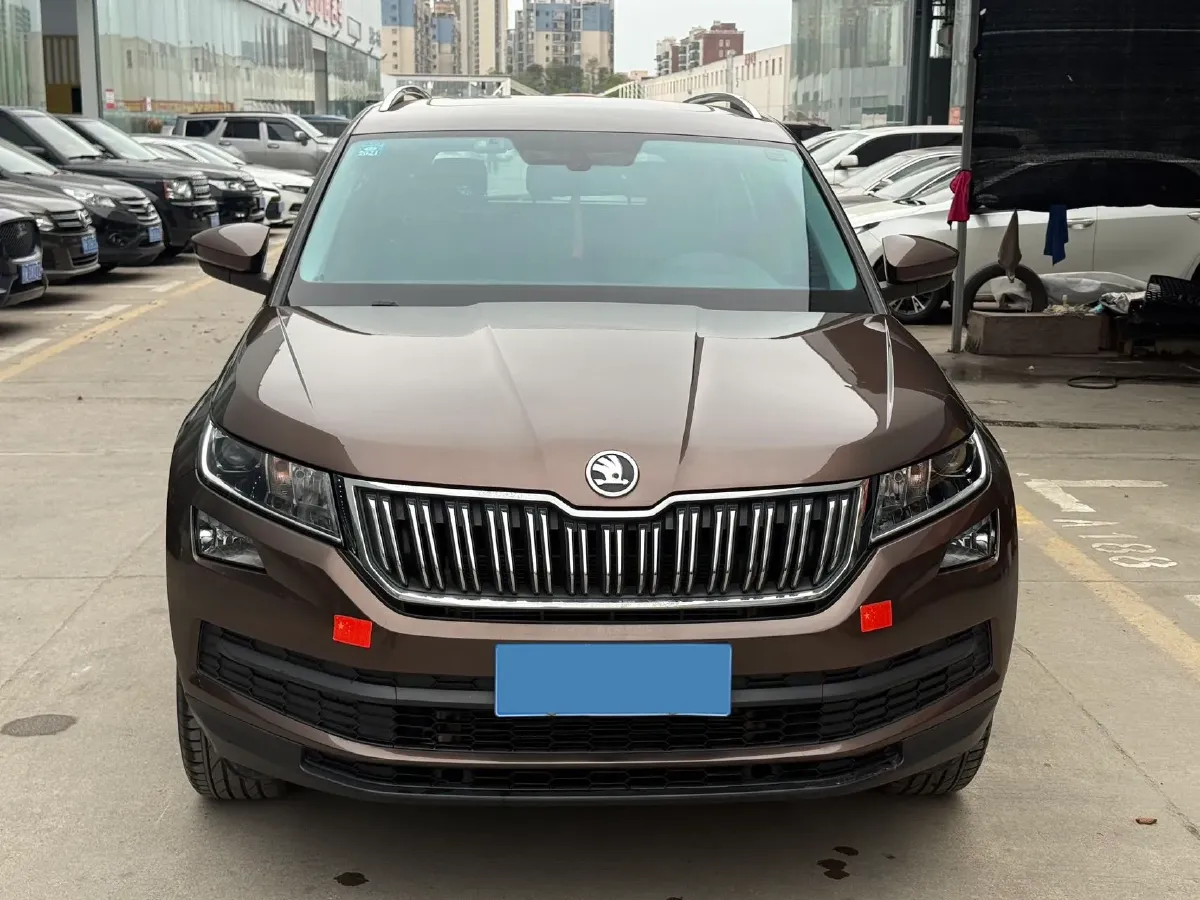 2018 Skoda Kodiak 2.0T 186HP L4 7DCT,autocango,china used car exporter,china ev exporter,chinese used car exporter,chinese used ev exporter