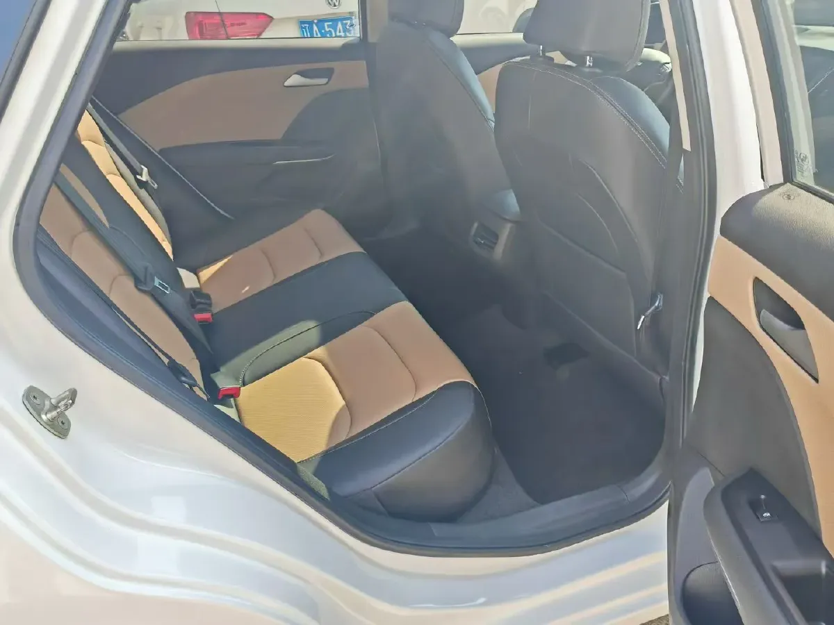 2022 Chevrolet Monza 1.5L 113HP L4 6AT,autocango,china used car exporter,china ev exporter,chinese used car exporter,chinese used ev exporter