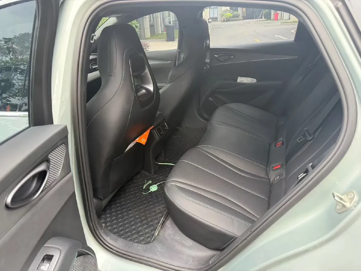 2024 BYD Seal 06 1.5L 101HP L4 E-CVT PHEV 15.87KWH,autocango,china used car exporter,china ev exporter,chinese used car exporter,chinese used ev exporter