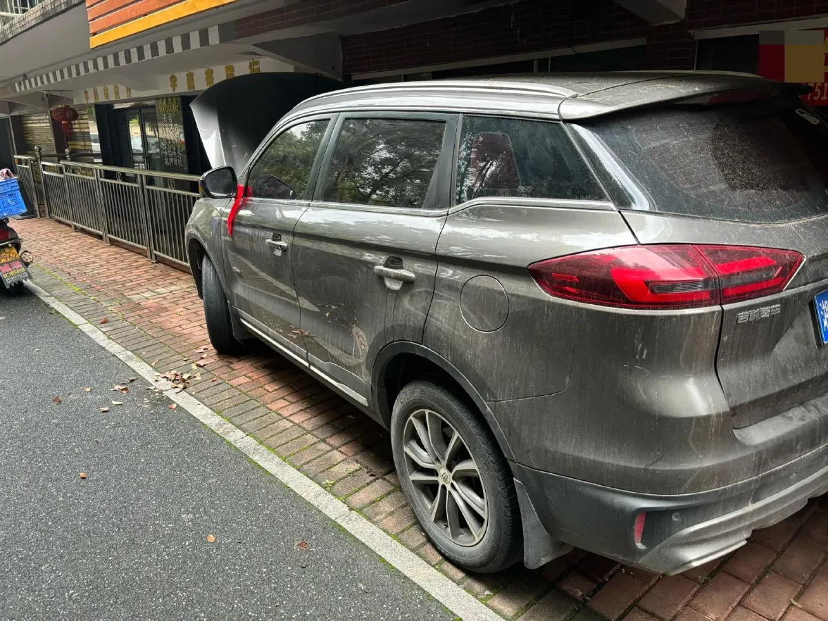 2018 Geely Azkarra 1.8T 184HP L4 6AT,autocango,china used car exporter,china ev exporter,chinese used car exporter,chinese used ev exporter