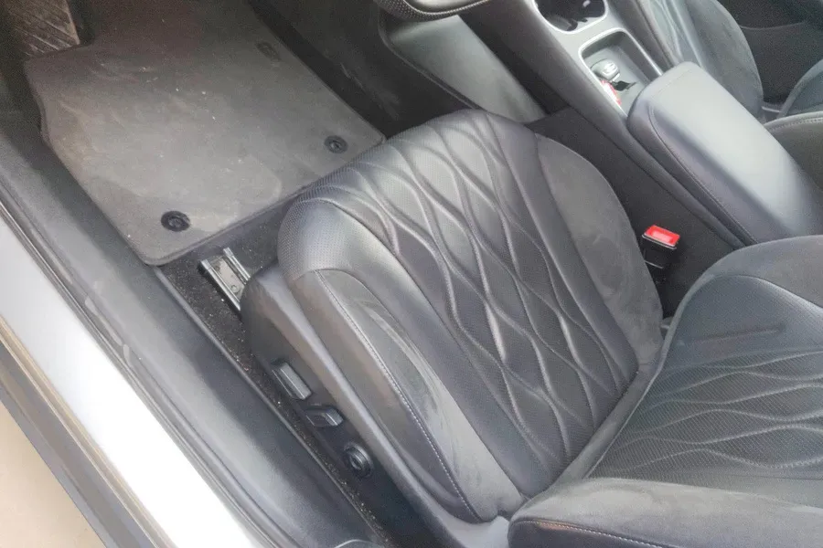 2023 Roewe D7 1.5L 112HP L4 1DHT PHEV 21.4KWH,autocango,china used car exporter,china ev exporter,chinese used car exporter,chinese used ev exporter