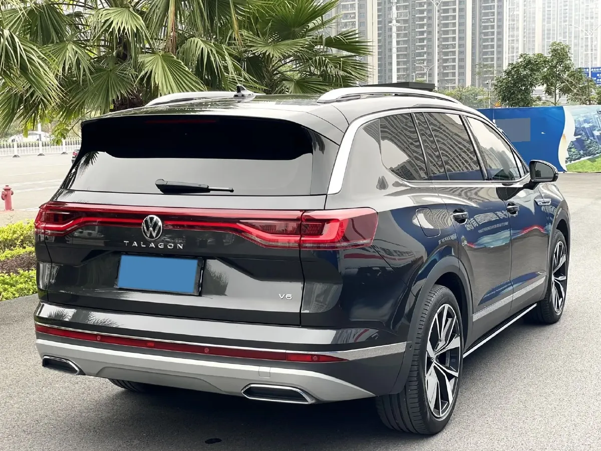 2021 Volkswagen Talagon 2.5T 299HP V6 7DCT,autocango,china used car exporter,china ev exporter,chinese used car exporter,chinese used ev exporter