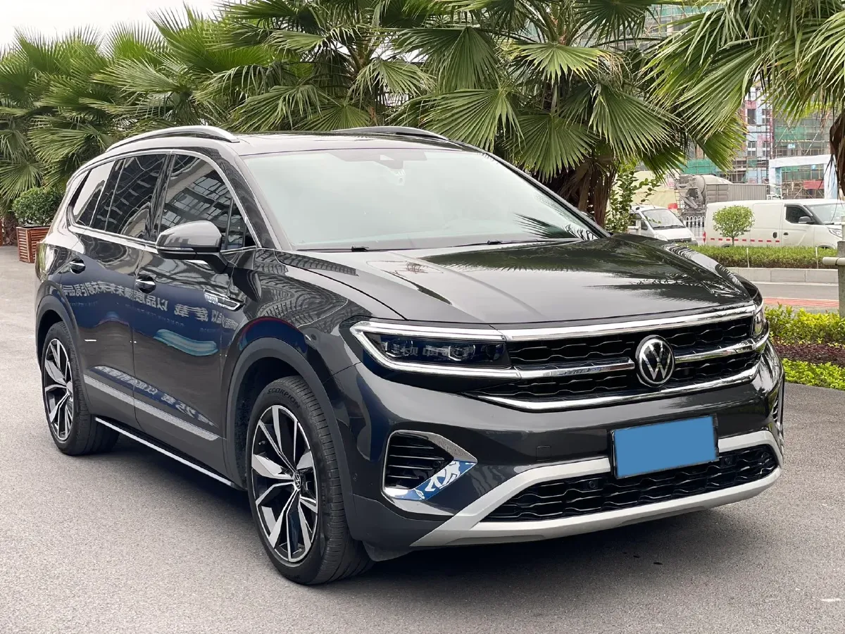 2021 Volkswagen Talagon 2.5T 299HP V6 7DCT,autocango,china used car exporter,china ev exporter,chinese used car exporter,chinese used ev exporter