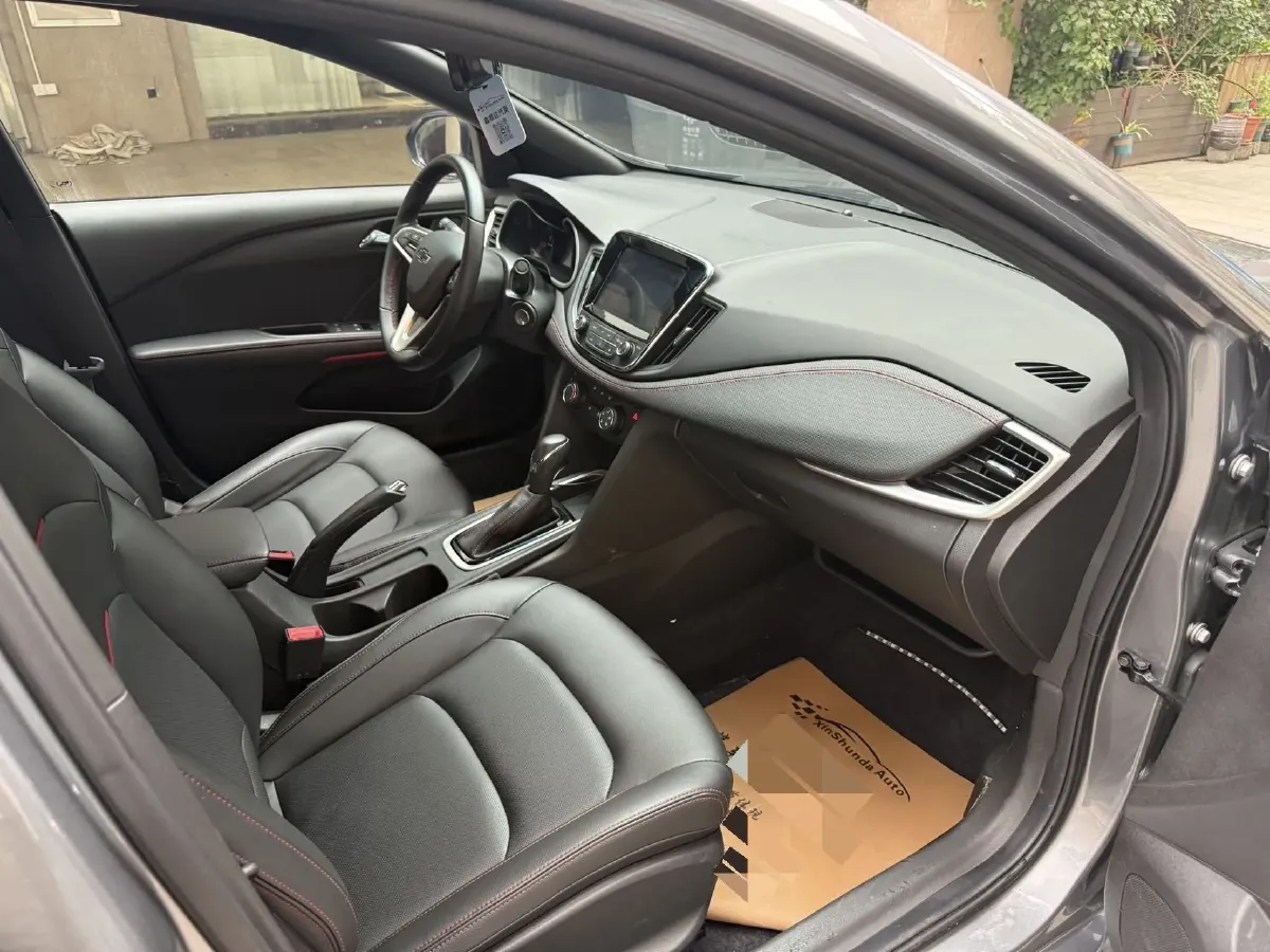 2019 Chevrolet Monza 1.3T 163HP L3 6AT,autocango,china used car exporter,china ev exporter,chinese used car exporter,chinese used ev exporter