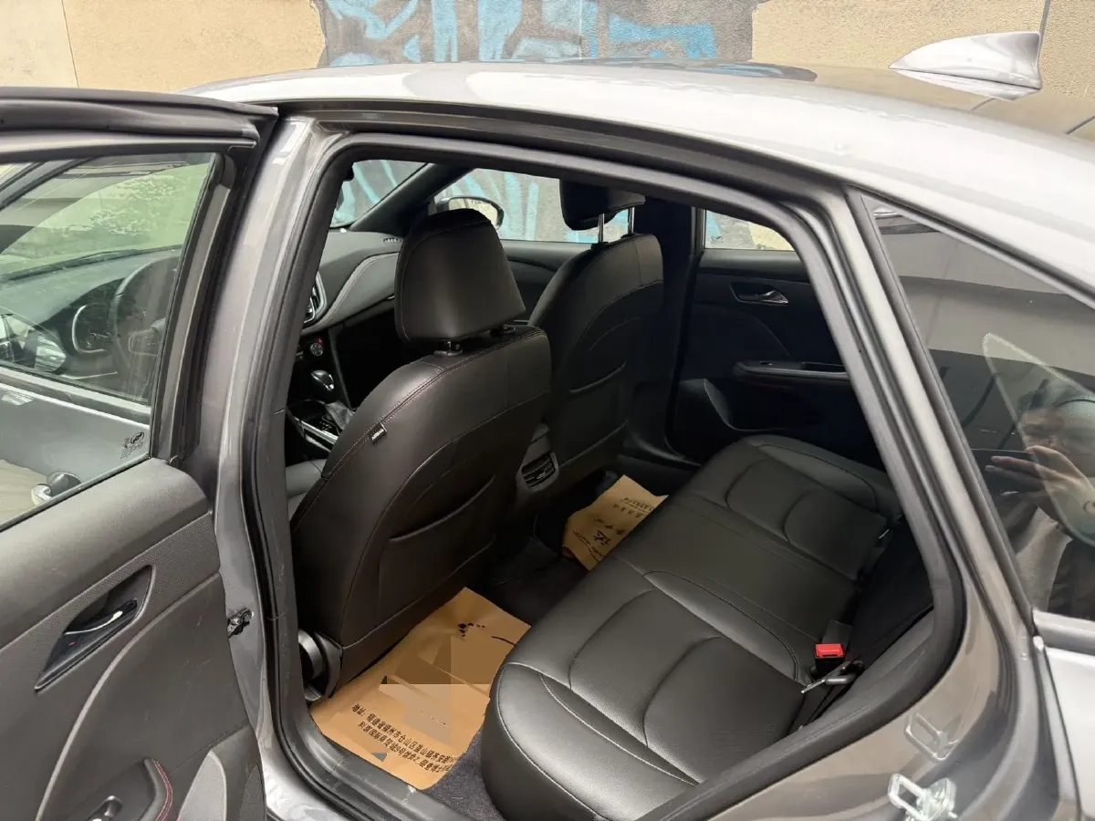 2019 Chevrolet Monza 1.3T 163HP L3 6AT,autocango,china used car exporter,china ev exporter,chinese used car exporter,chinese used ev exporter