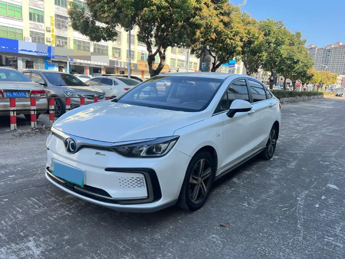 2018 BeiJing Auto EU5 BEV 53.66KWH,autocango,china used car exporter,china ev exporter,chinese used car exporter,chinese used ev exporter