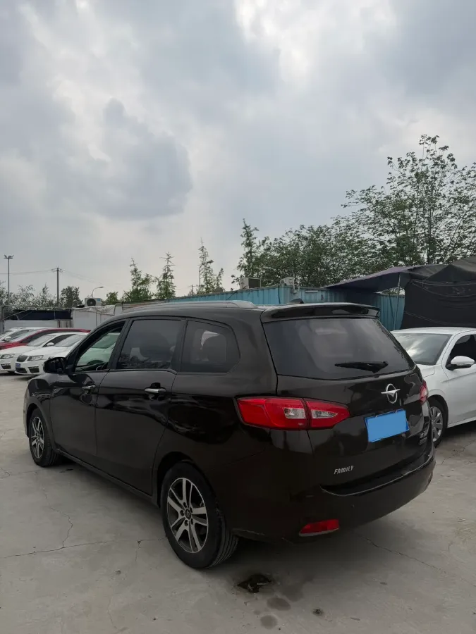 2016 HaiMa V70 1.5T 156HP L4 6AT,autocango,china used car exporter,china ev exporter,chinese used car exporter,chinese used ev exporter