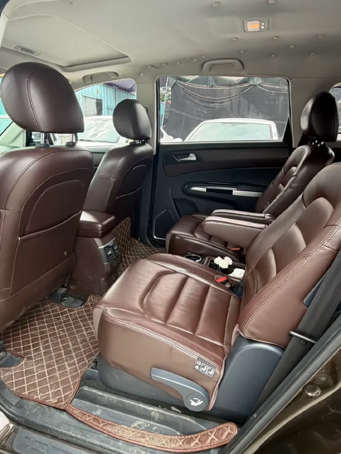 2016 HaiMa V70 1.5T 156HP L4 6AT,autocango,china used car exporter,china ev exporter,chinese used car exporter,chinese used ev exporter