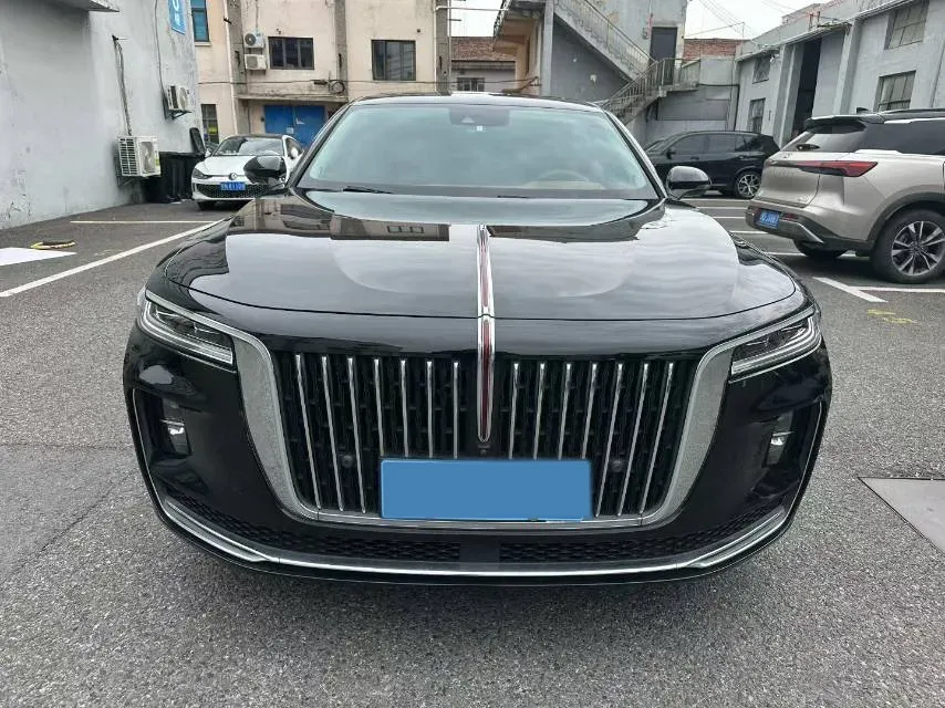 2021 HongQi H7 2.0T 204HP L4 6AT,autocango,china used car exporter,china ev exporter,chinese used car exporter,chinese used ev exporter