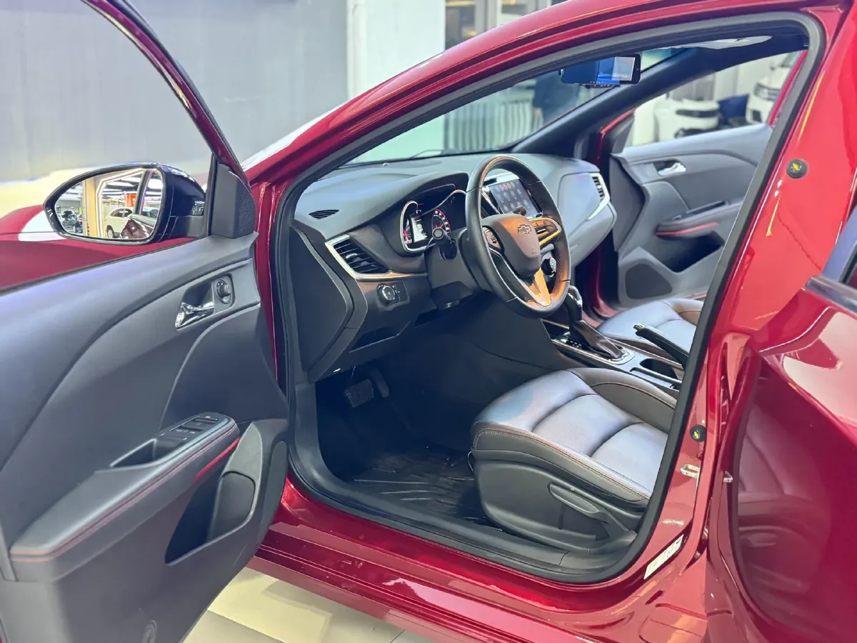 2020 Chevrolet Monza 1.3T 163HP L3 6AT,autocango,china used car exporter,china ev exporter,chinese used car exporter,chinese used ev exporter