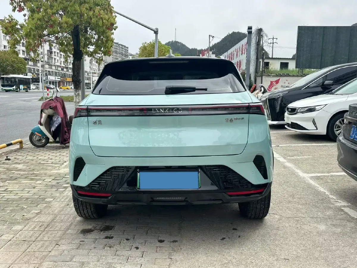 2023 LYNK&CO 06 EM-P 1.5L 120HP L4 3DHT PHEV 19.09KWH,autocango,china used car exporter,china ev exporter,chinese used car exporter,chinese used ev exporter