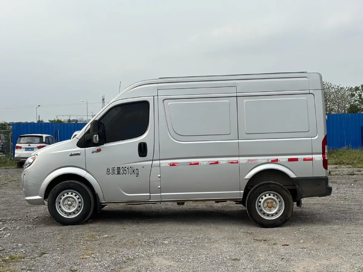 2018 DongFeng DFAC YuFeng 2.5T 136HP L4 6MT,autocango,china used car exporter,china ev exporter,chinese used car exporter,chinese used ev exporter