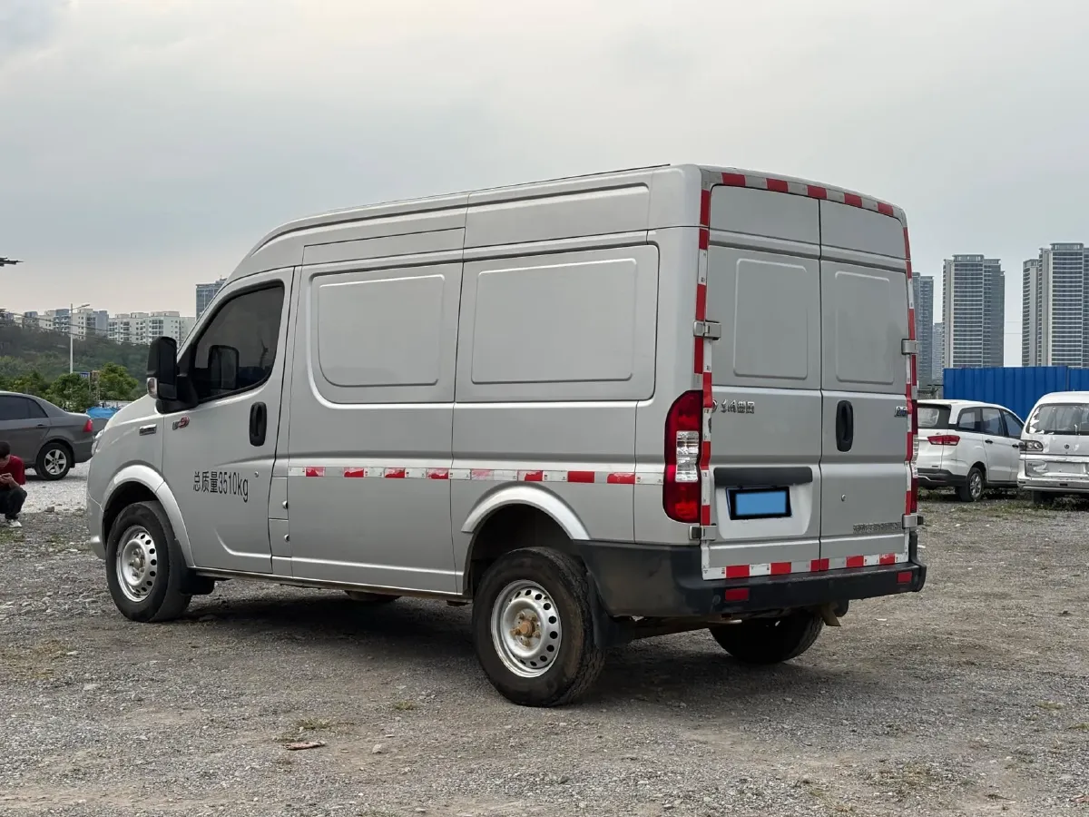 2018 DongFeng DFAC YuFeng 2.5T 136HP L4 6MT,autocango,china used car exporter,china ev exporter,chinese used car exporter,chinese used ev exporter